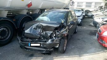 Frank-Car-auto-usate-incidentate-Varese